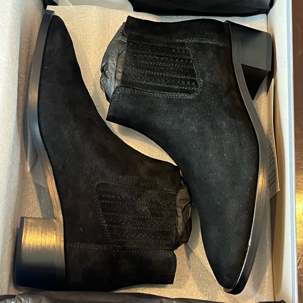 Aquatalia Black Heeled Boots